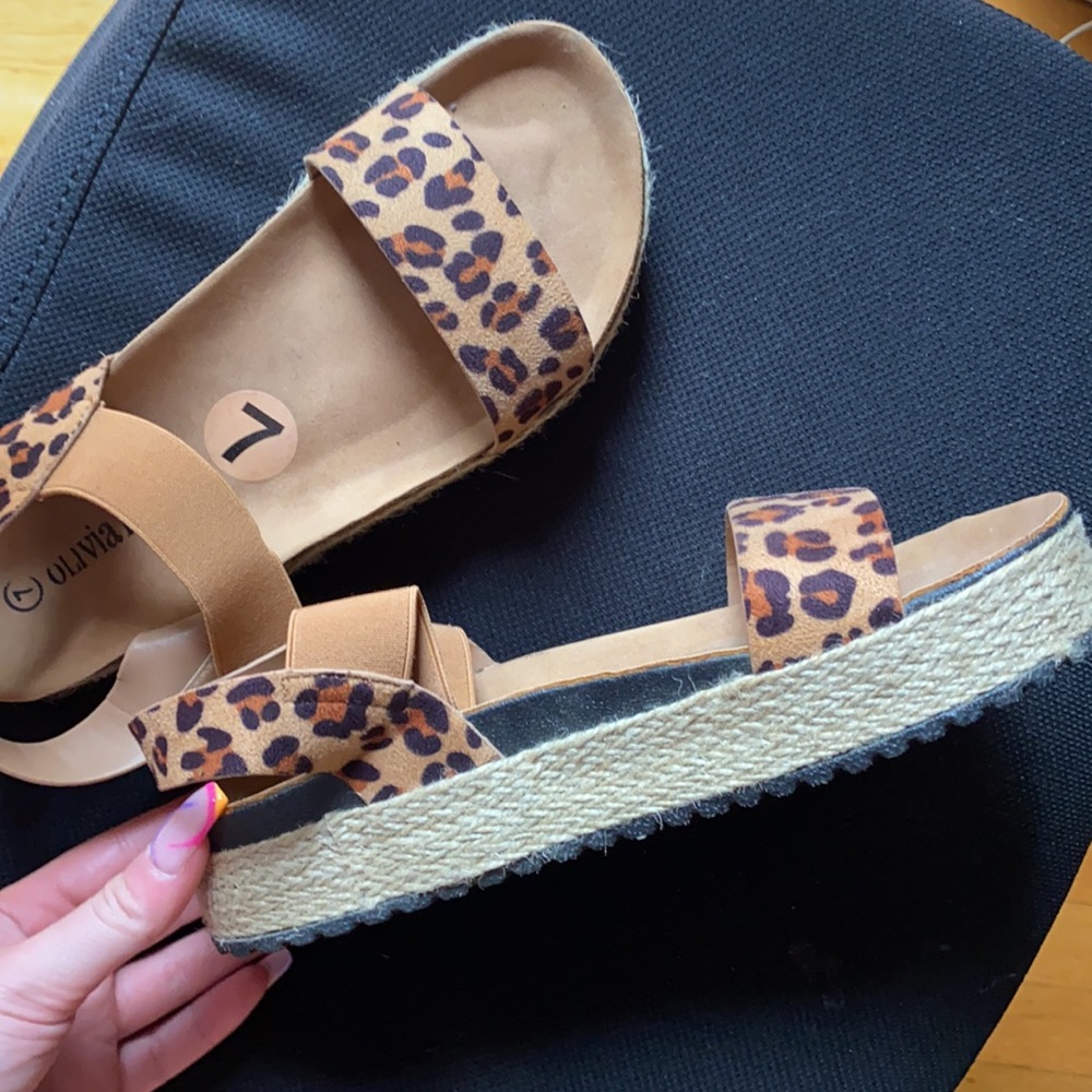 Sandals - Picture 4 of 4